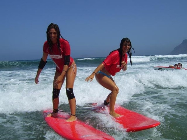 LANZAROTE - SURF CAMP: 