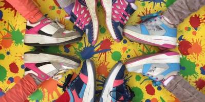 Zapatillas infantiles con ruedas, alarman a los Podólogos